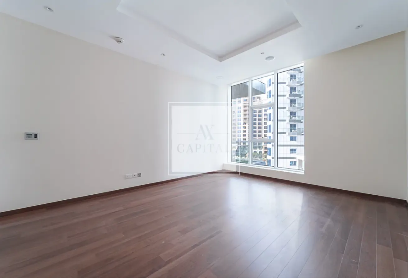 Spacious Layout | Vacant | Panoramic View