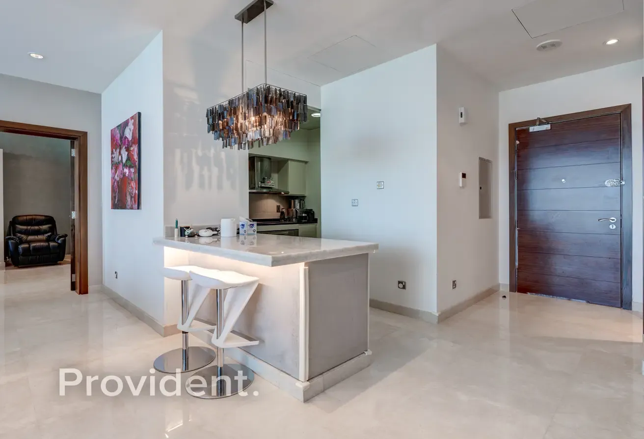 Exclusive | Renovated | Elegantly Furnished