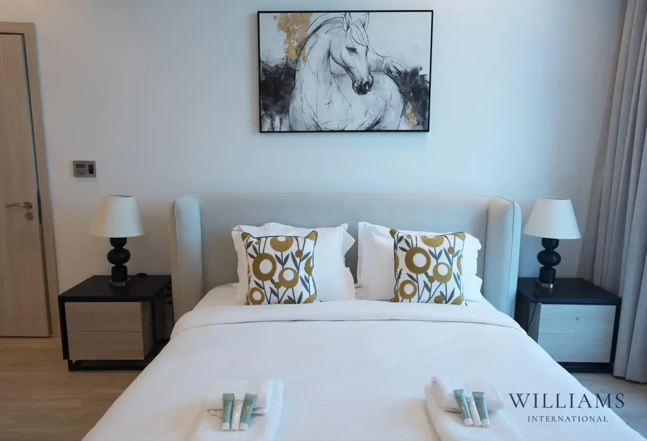 Available now | High floor | Fully furnished
