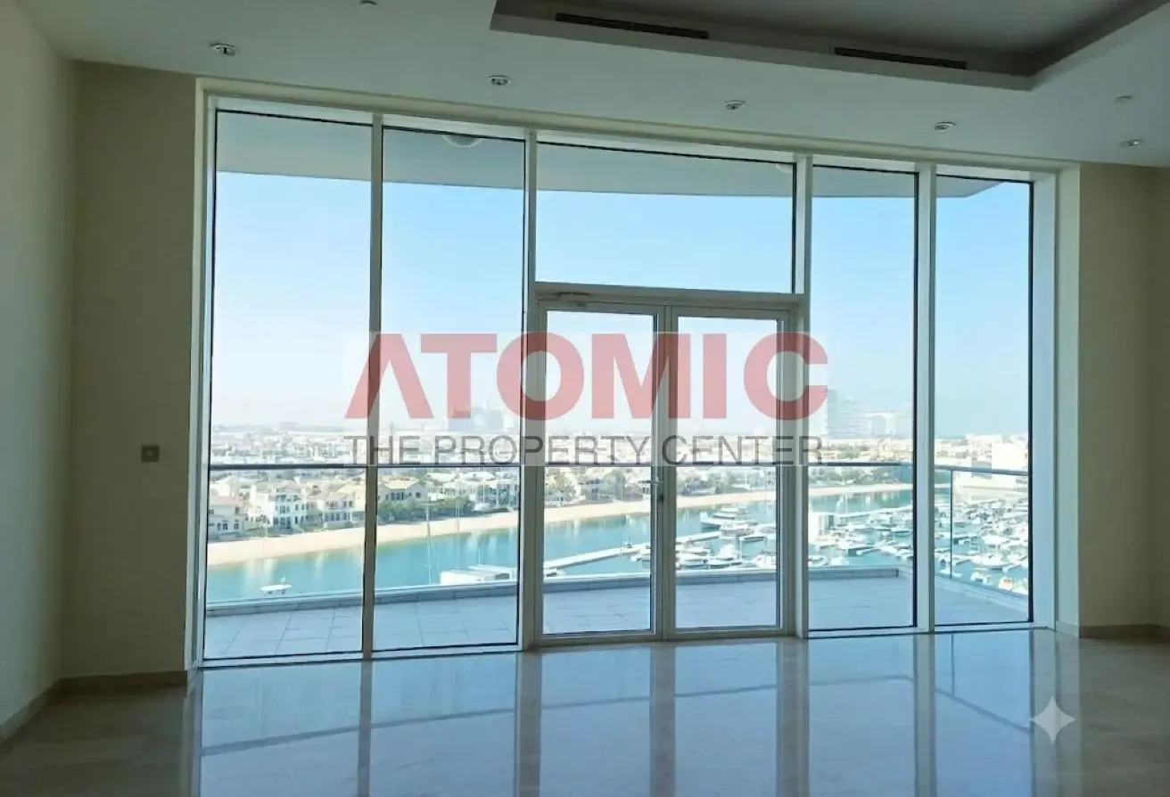 2 bed+study with full sea and atlantis view.