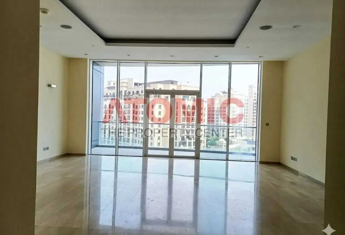 2 bed+study with sea and marina view.