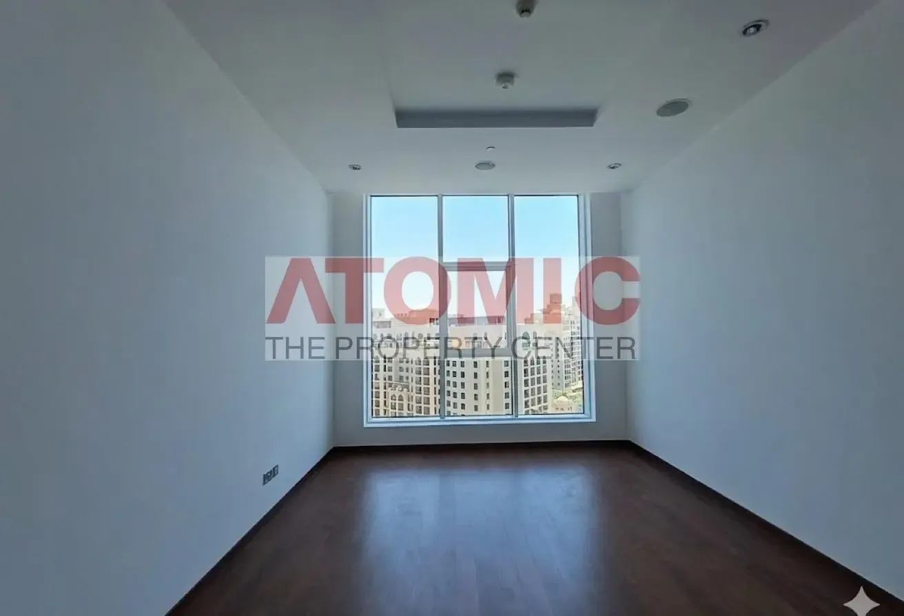 2 bed+study with sea and marina view.
