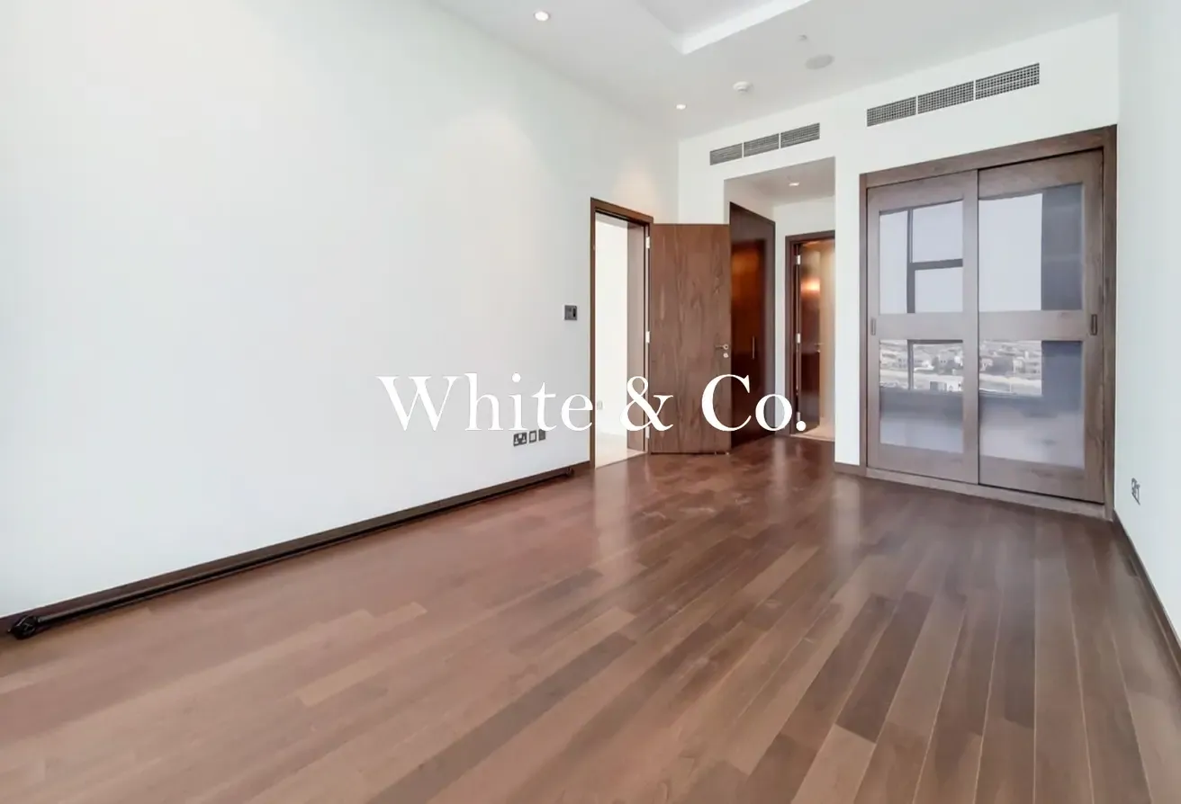 Sea View | Best Deal in Oceana | Vacant