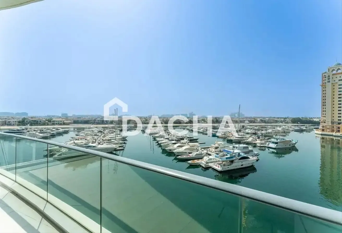 Sea Views | Spacious Apt | Vacant and Ready