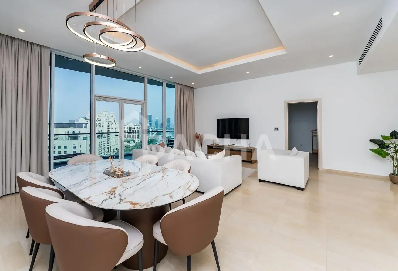 High Floor Unit | Vacant Now | Sea Views