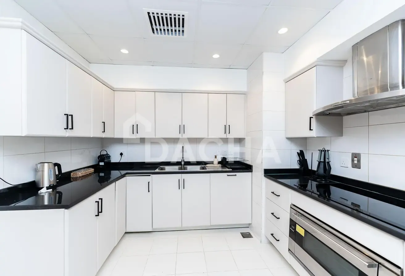 High Floor Unit | Vacant Now | Sea Views
