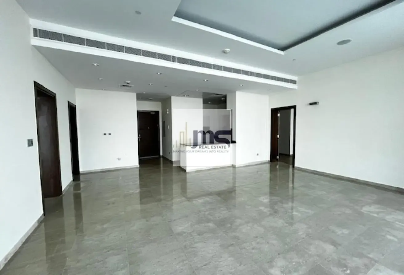 Best price - Large layout- Beach club.