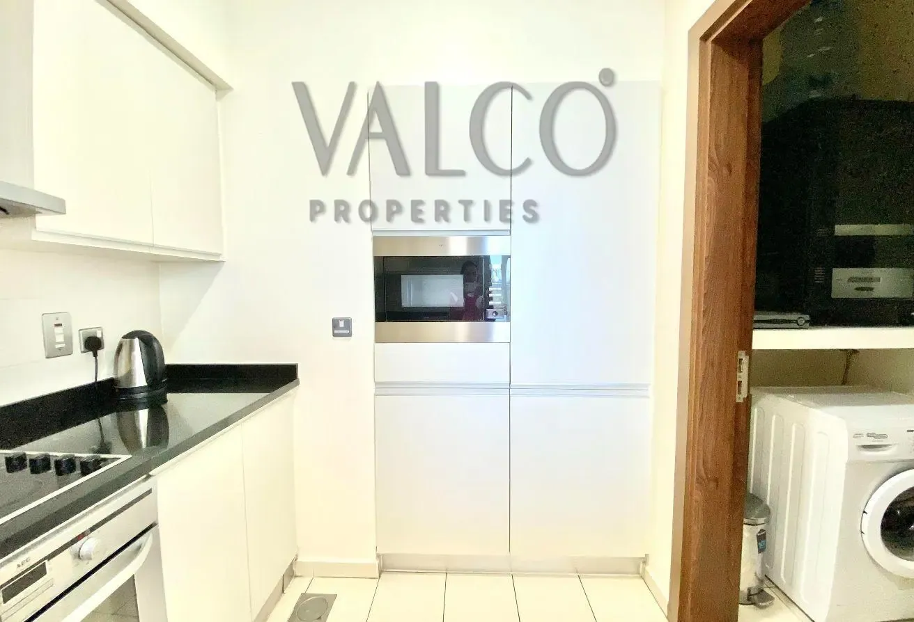 Spacious 1 BR | Fully Furnished | Vacant