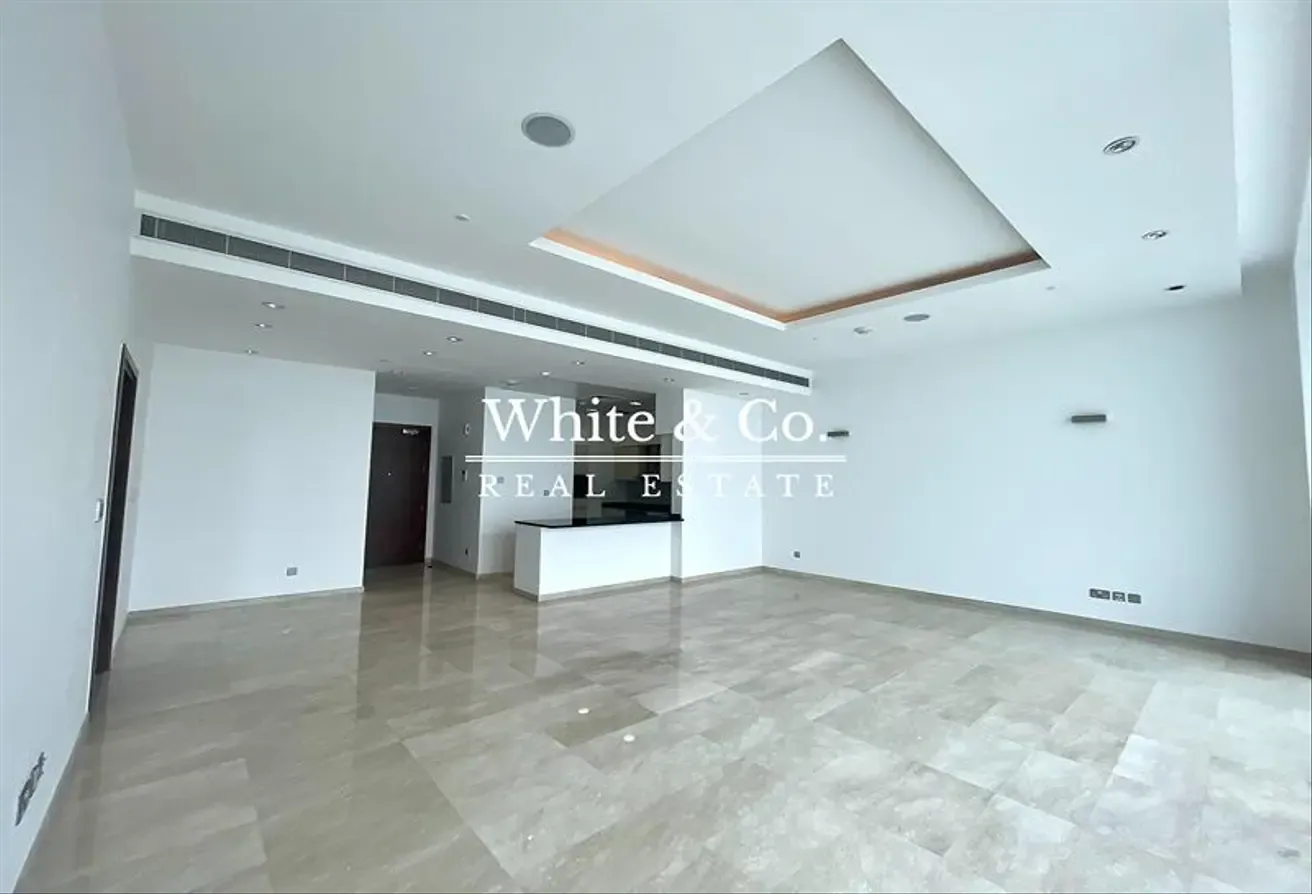 Unfurnished |Stunning Sea View |Spacious