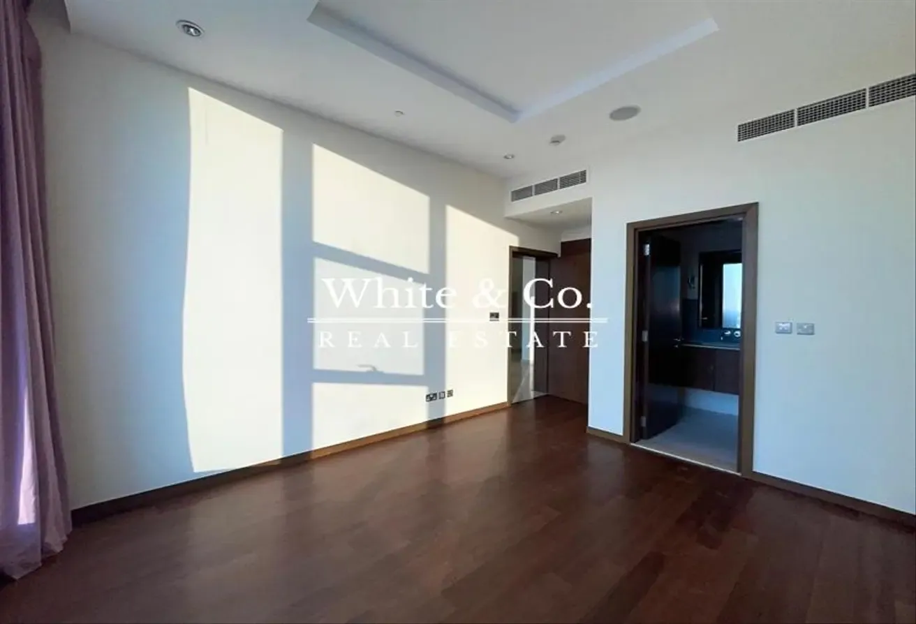 Unfurnished |Stunning Sea View |Spacious