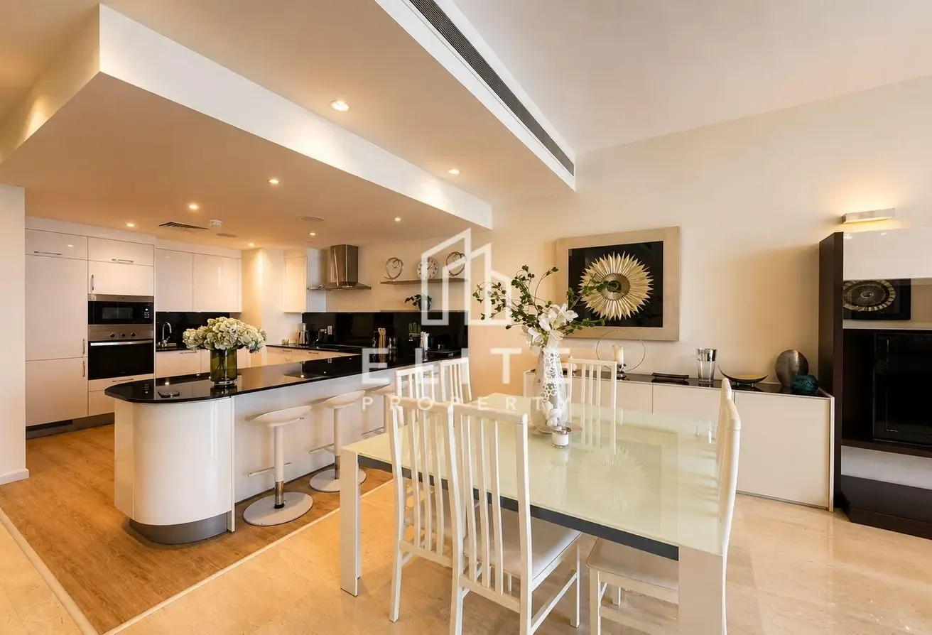High Floor  | Upgraded | Furnished | Full SeaView