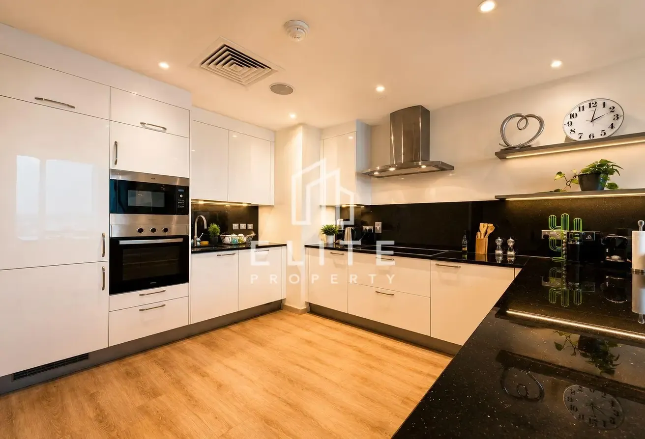 High Floor  | Upgraded | Furnished | Full SeaView
