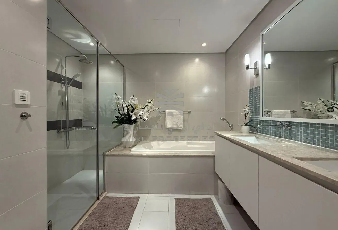 Luxury 1-Bedroom | Upgraded | Fully Furnished