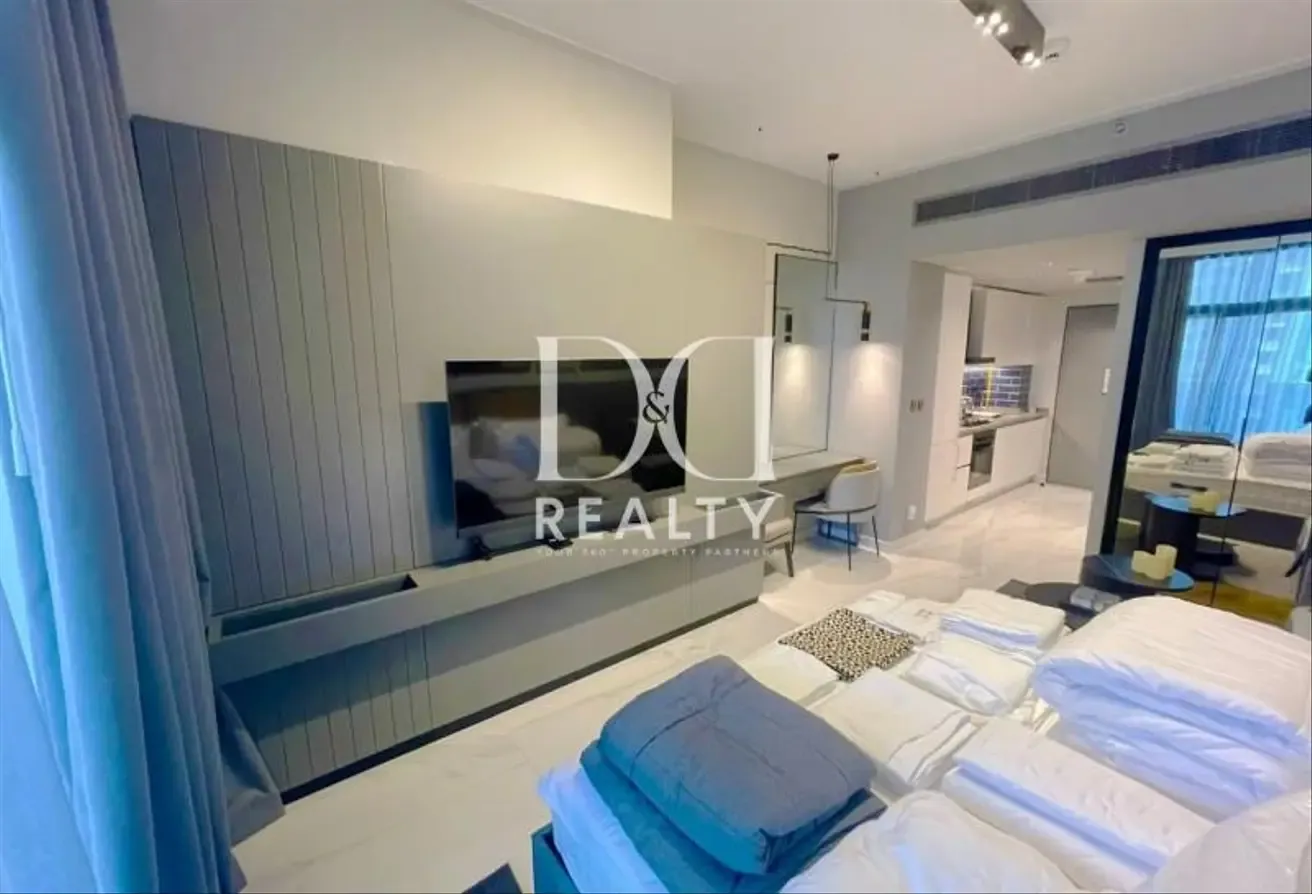 12 CHEQUES | MARCH 1ST | FURNISHED