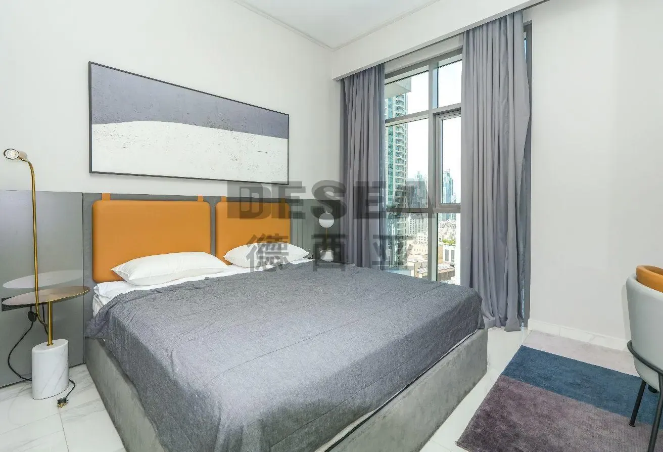 Lux Two Bedroom | Community -Canal Views | Vacant