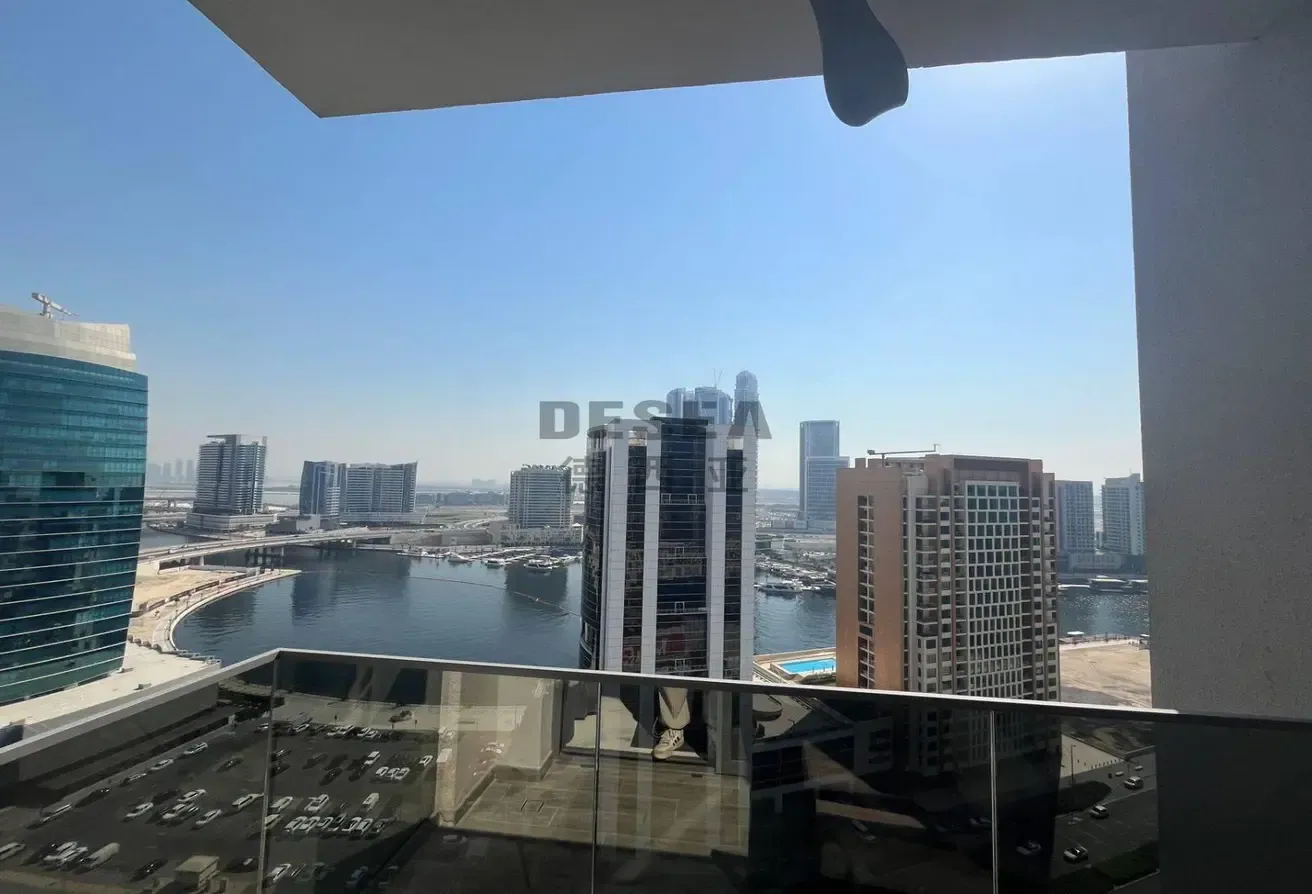 Prime Location | High Floor | Canal View
