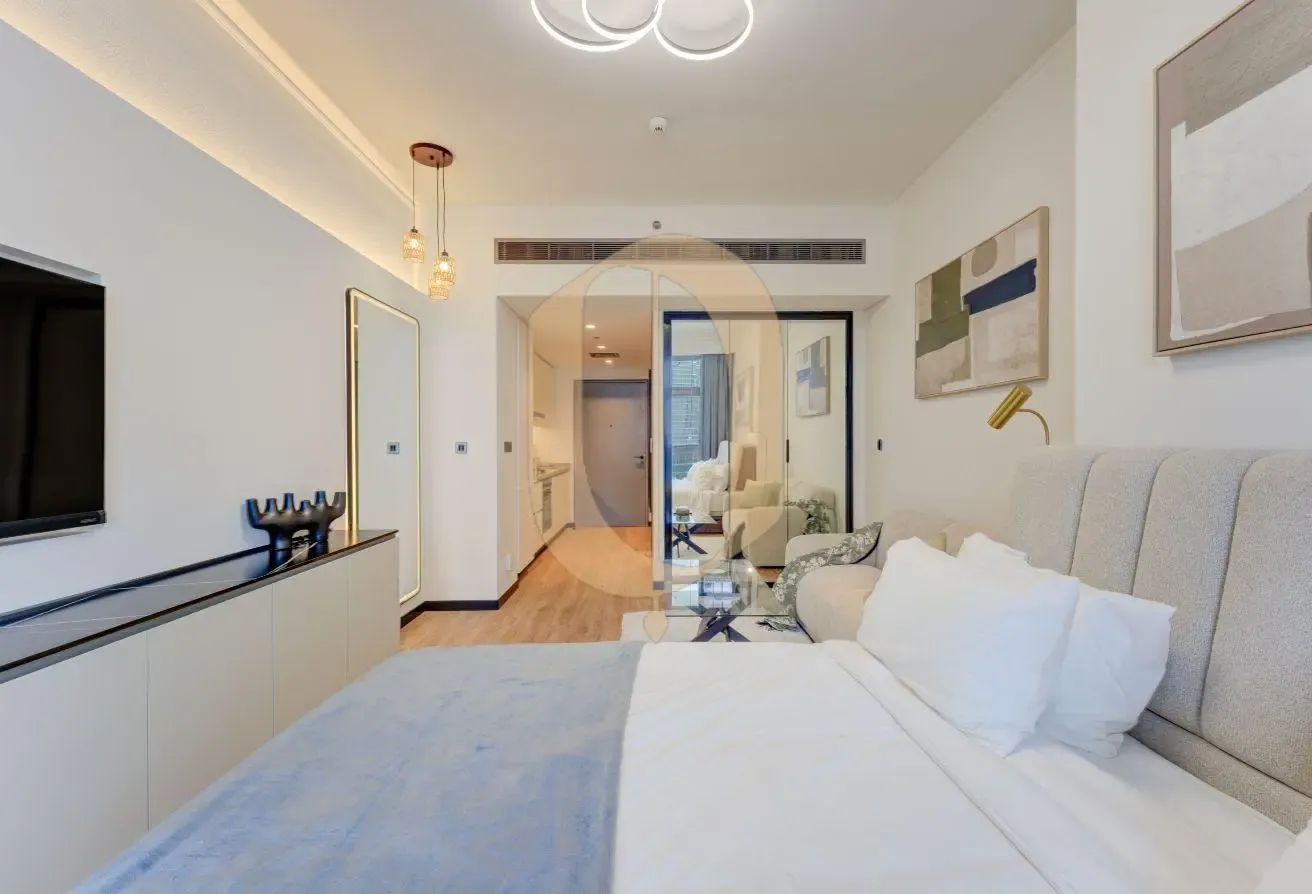 Canal View | Mid Floor | Fully Furnished