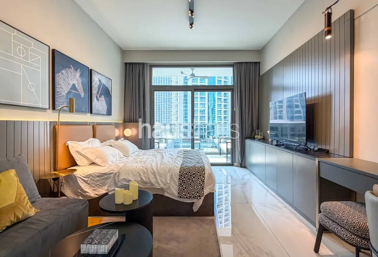 12 Cheques | Fully Furnished | Near Dubai Mall