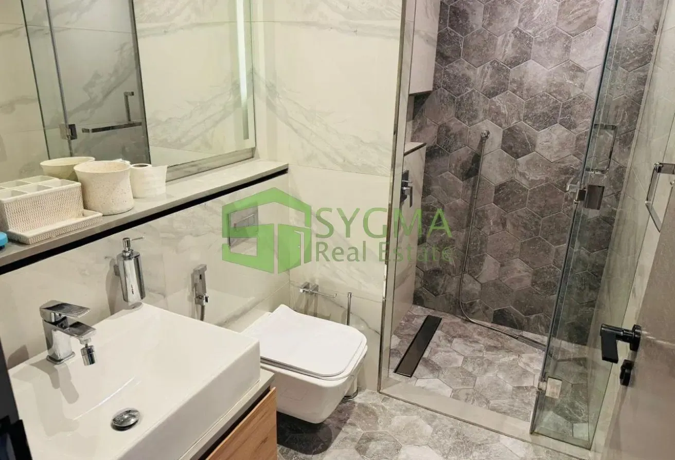 Modern Living | Corner Unit | 2 Parking Slots