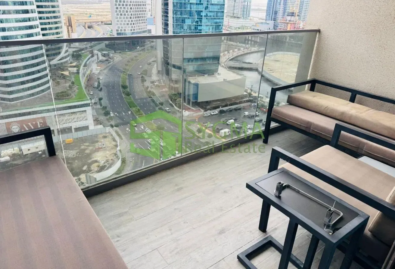 Modern Living | Corner Unit | 2 Parking Slots