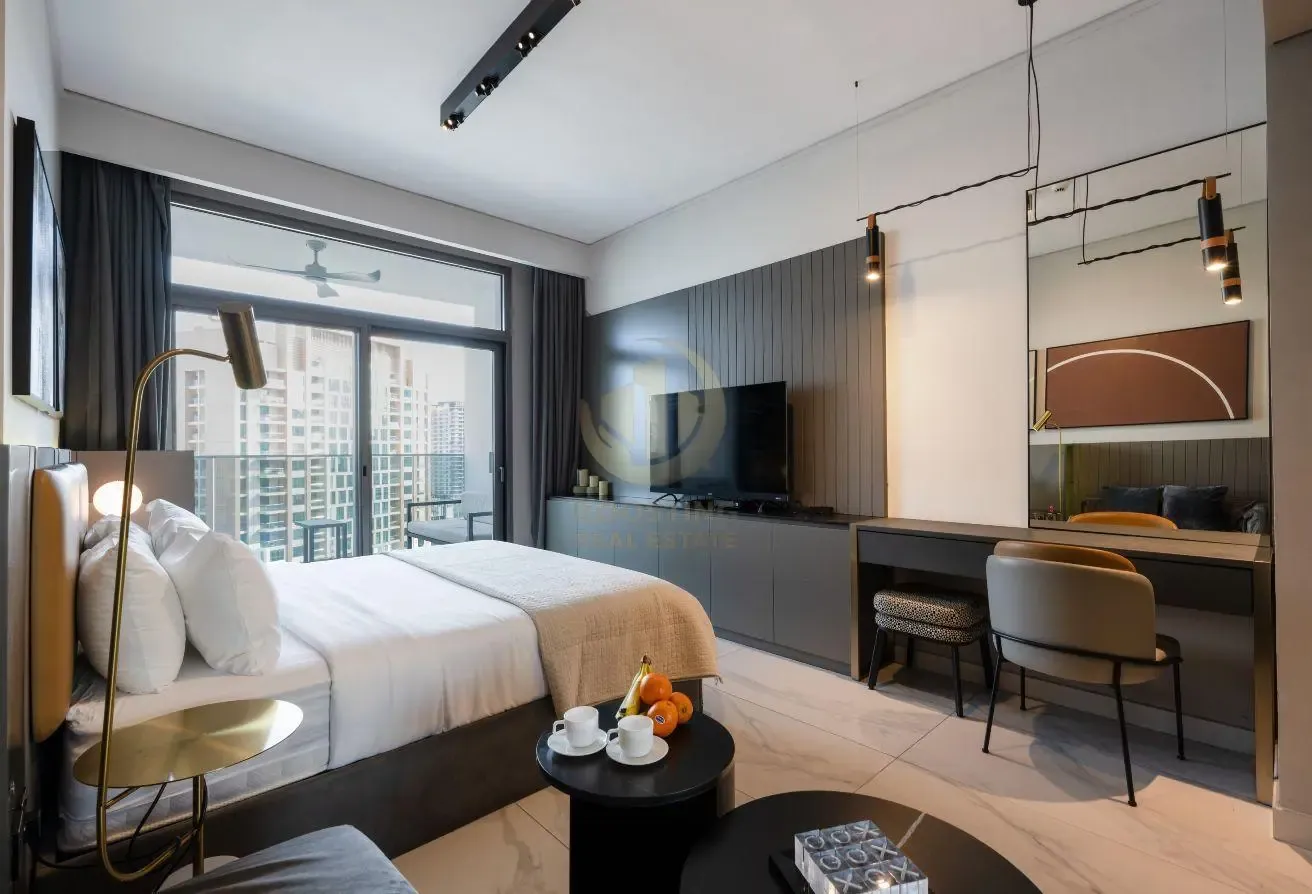 Luxury Studio Near Dubai Mall | Vacant Now