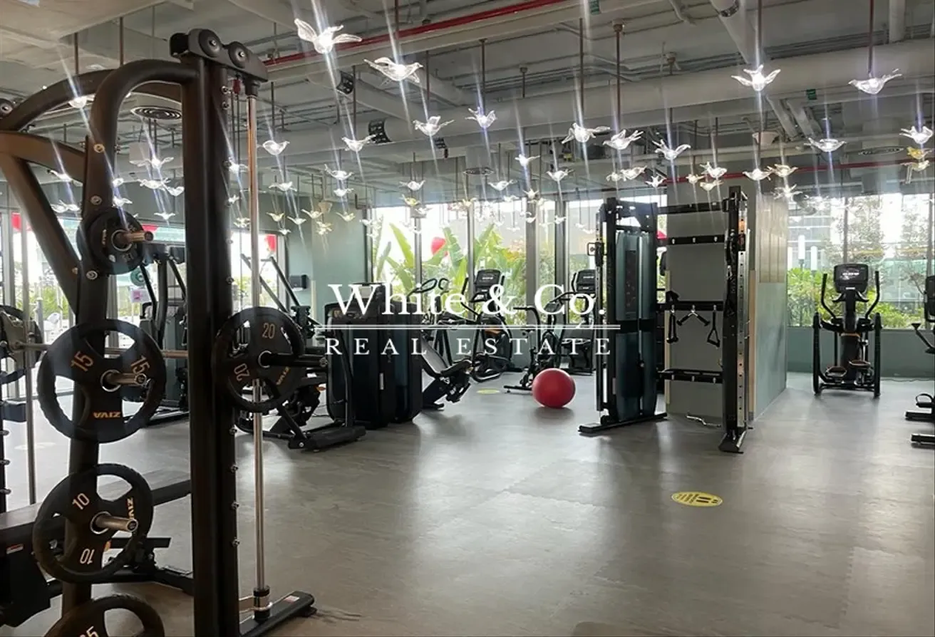Vacant | Close to Dubai Mall | Furnished