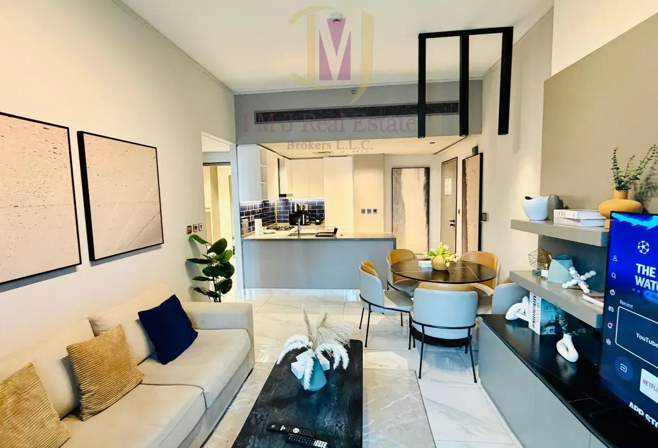 Fully Furnished | 1 BR | High Floor | Canal View