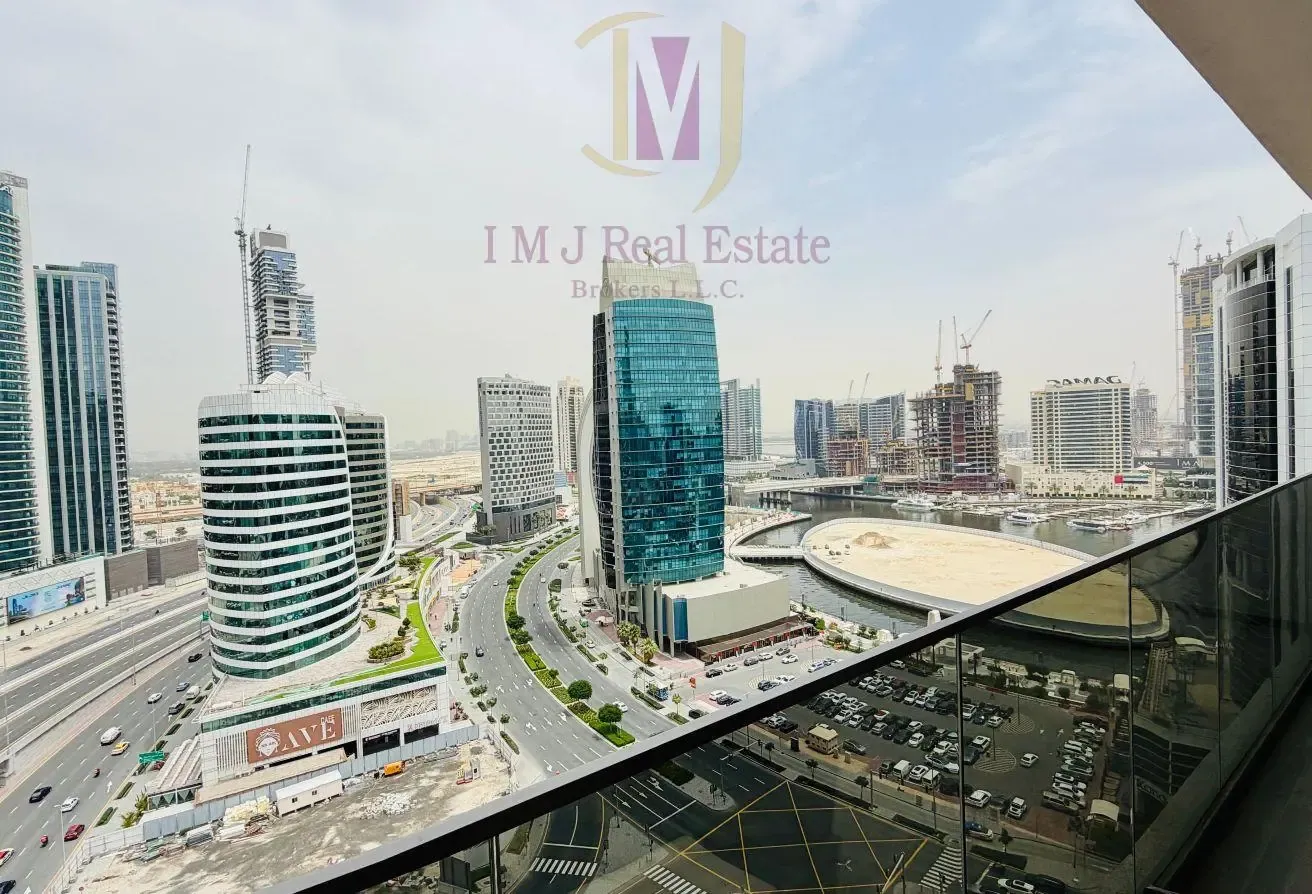 Fully Furnished | 1 BR | High Floor | Canal View