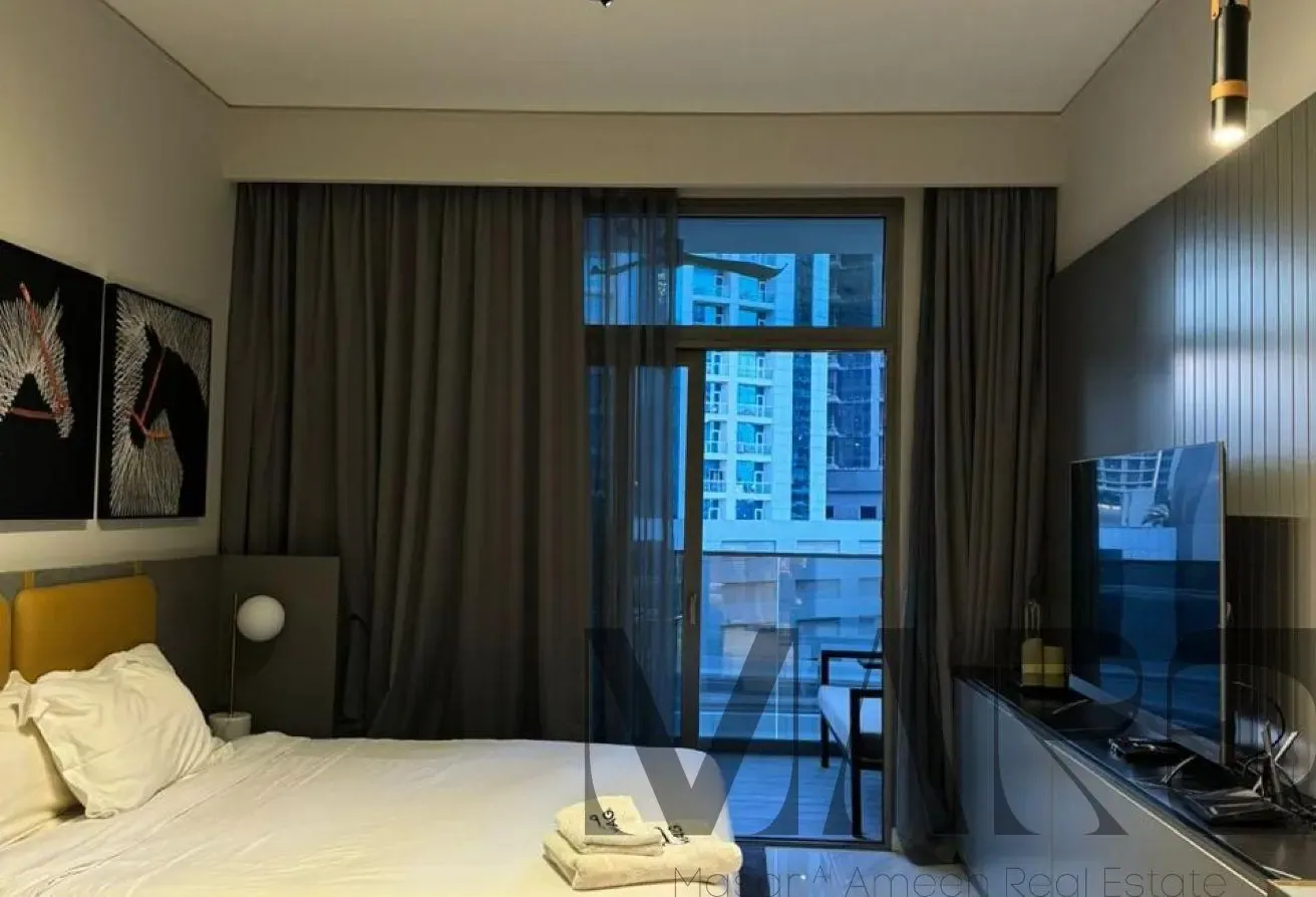 Fully Furnished Studio l LUXURY LIVING l VACANT