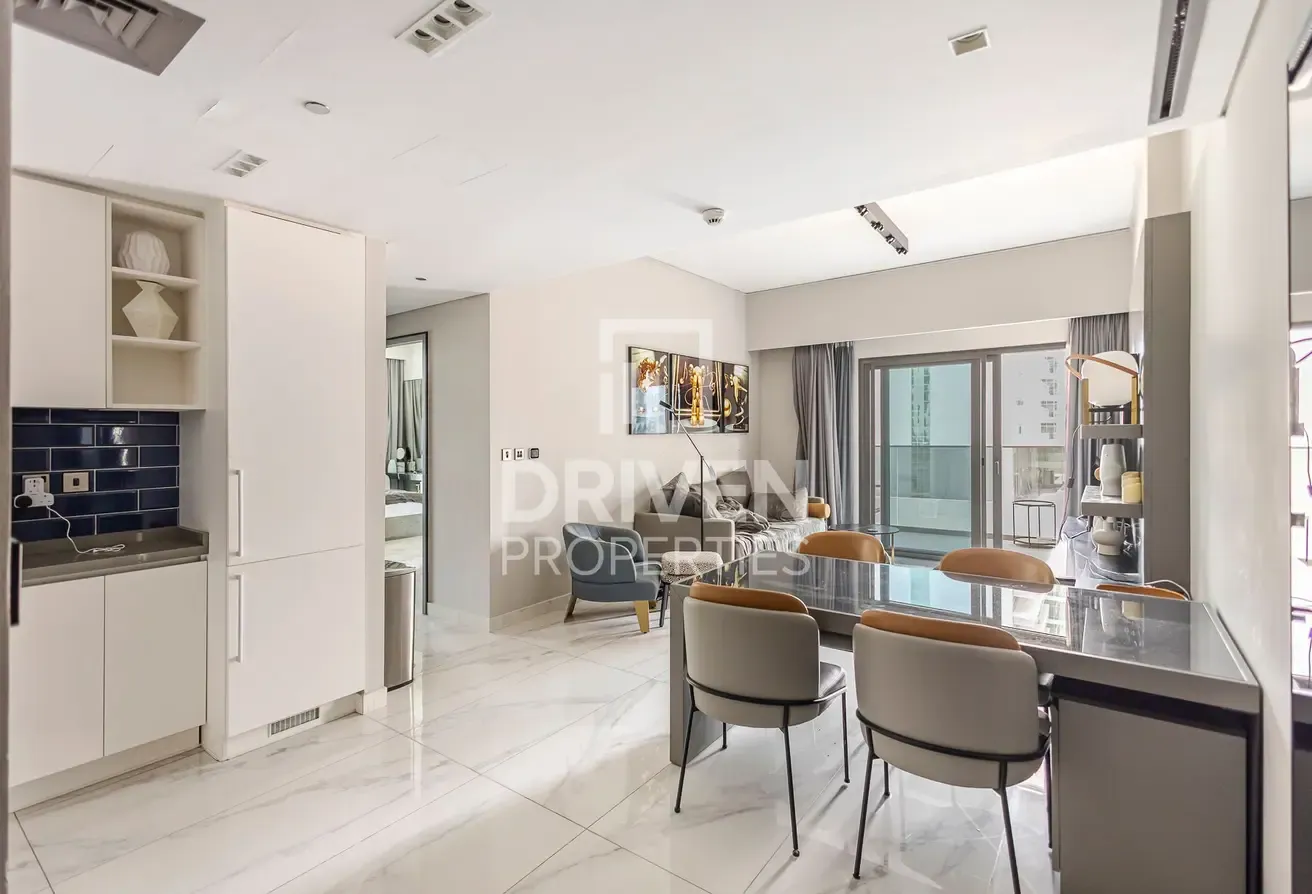 Bright Unit | Fully Furnished | Ready to Move In