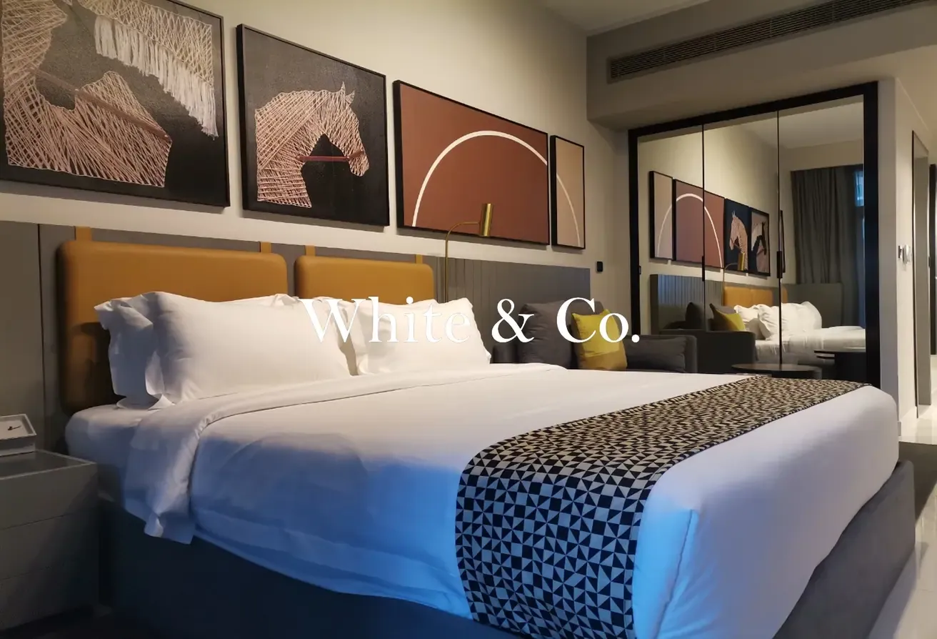 Downtown View | 1 Month Free | 12 Cheques