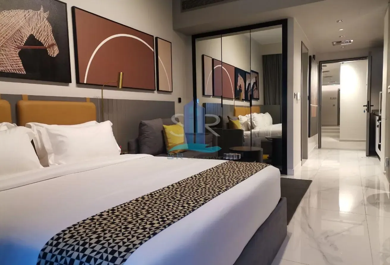 Furnished | Balcony | Mid Floor | Prime Location
