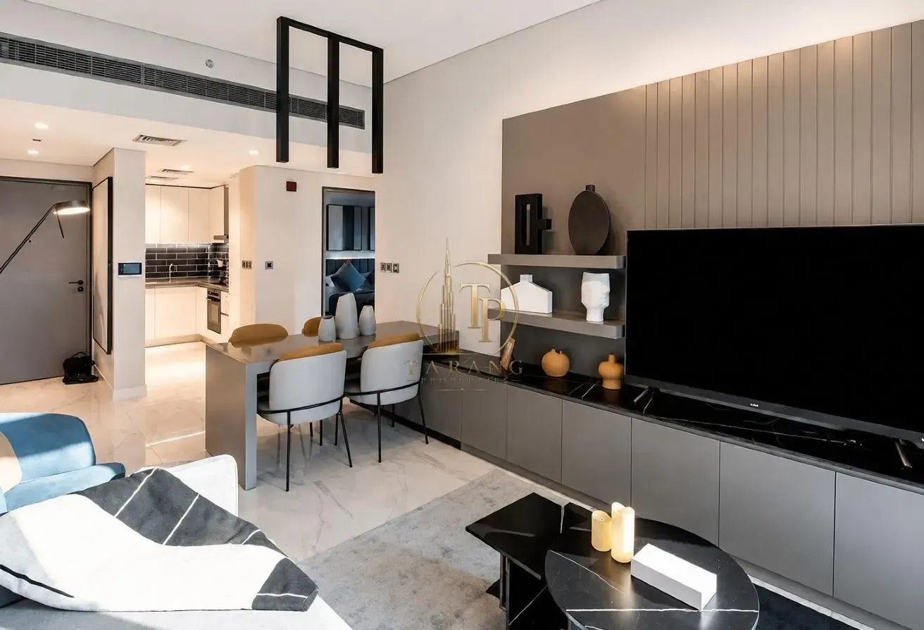 Canal & Pool Views | Furnished | Vacant