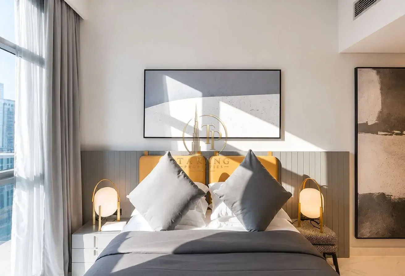 Canal & Pool Views | Furnished | Vacant