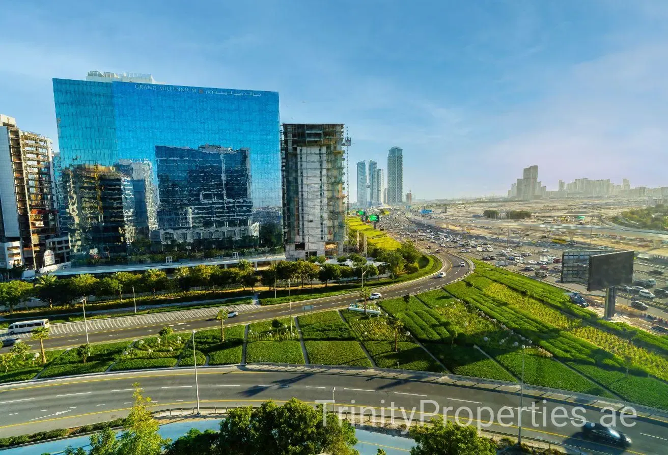 Investor Unit | Corner |5 Parking |Premium Office
