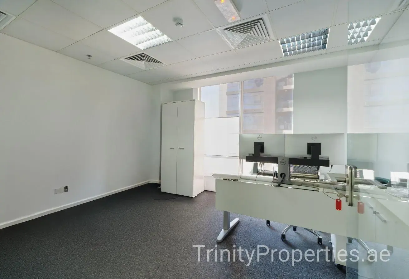 Investor Unit | Corner |5 Parking |Premium Office