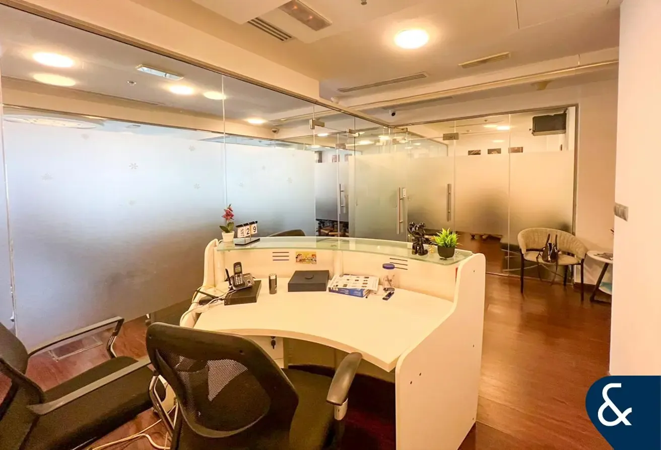 Vacant | Prime Location | Fitted Office