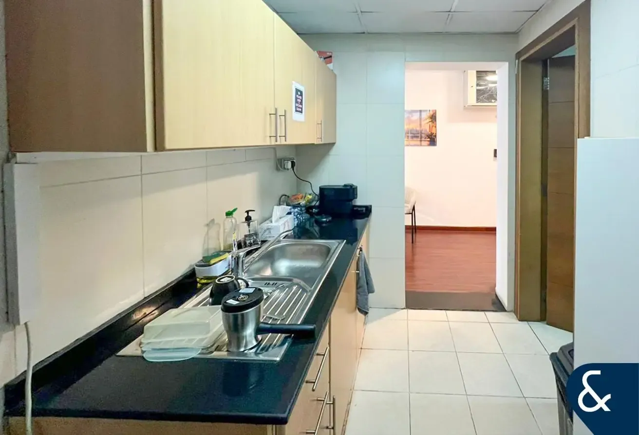 Vacant | Prime Location | Fitted Office