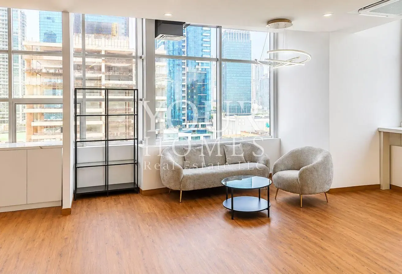 Semi-furnished Office | Community View | Vacant