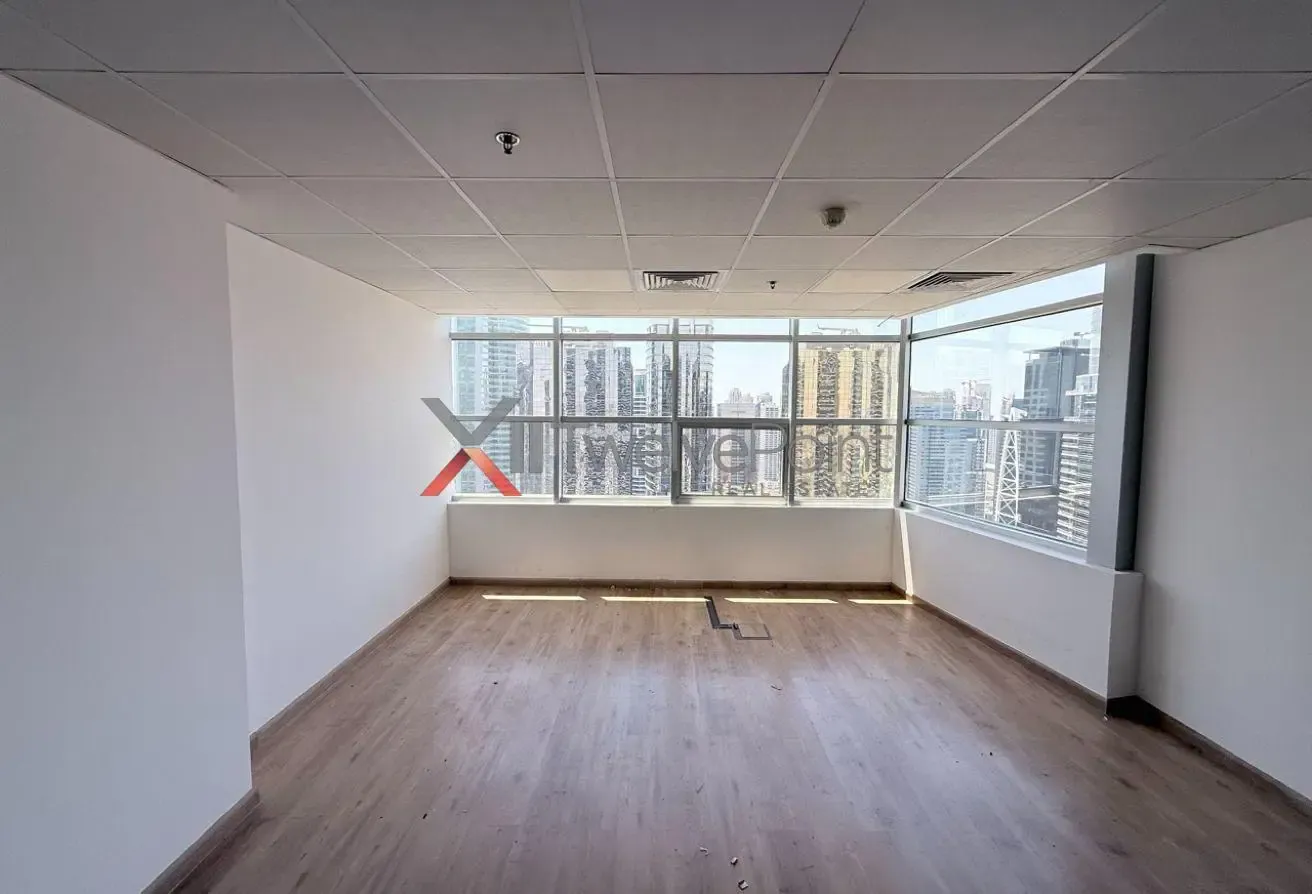 VACANT NOW | BRIGHT CORNER OFFICE | GOOD LAYOUT