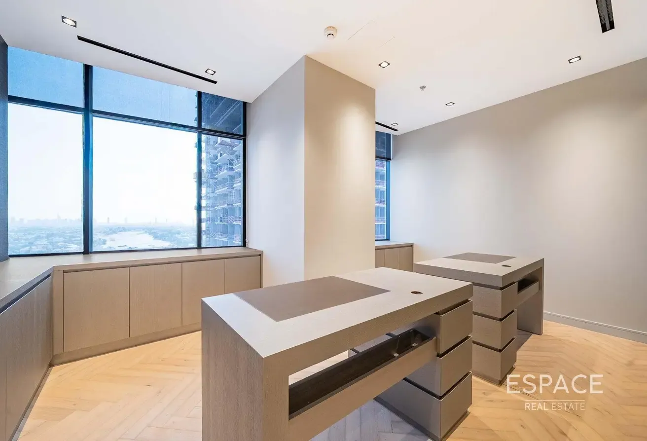 Vacant Unit| Fully Furnished |High Floor