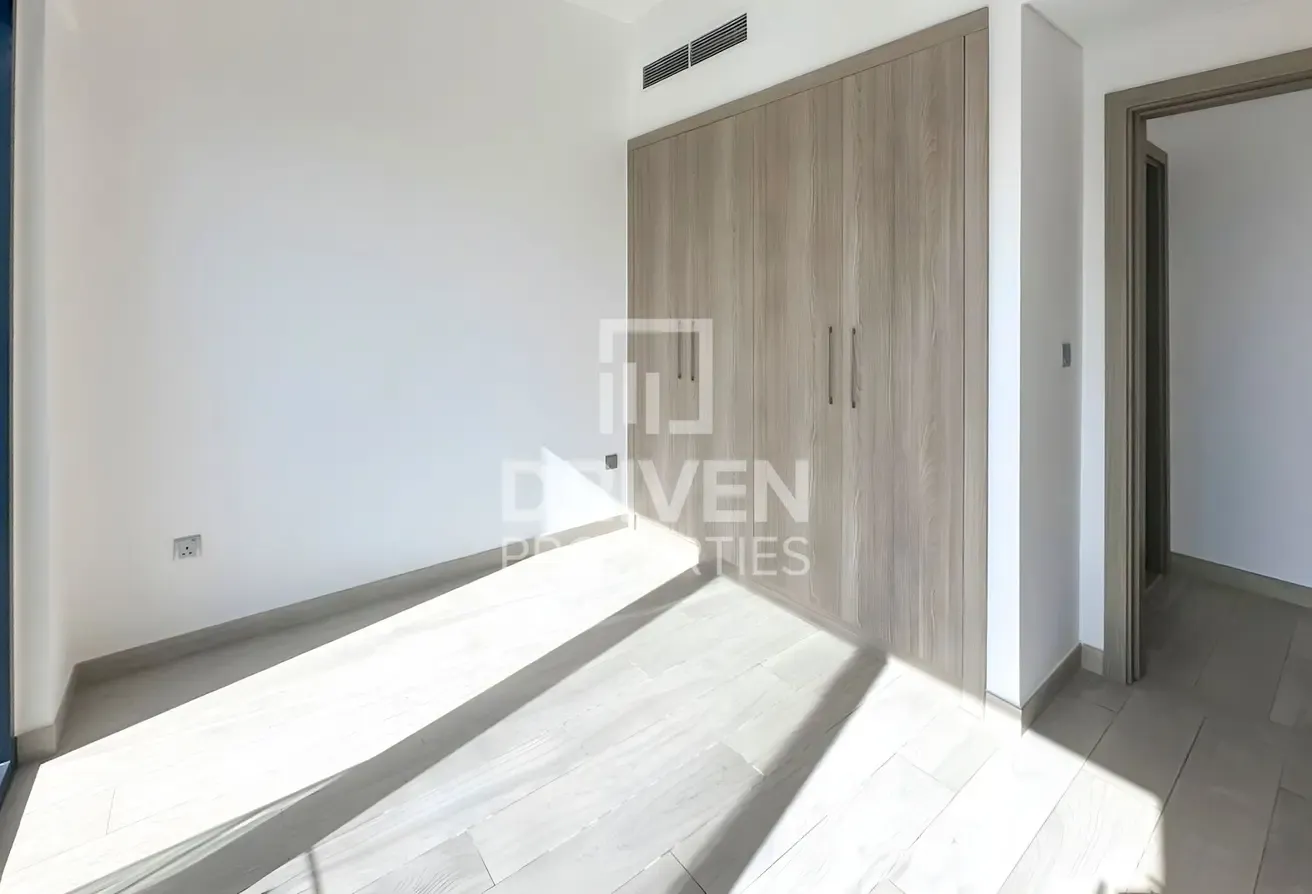 High Floor Apt | Prime Location | Rented