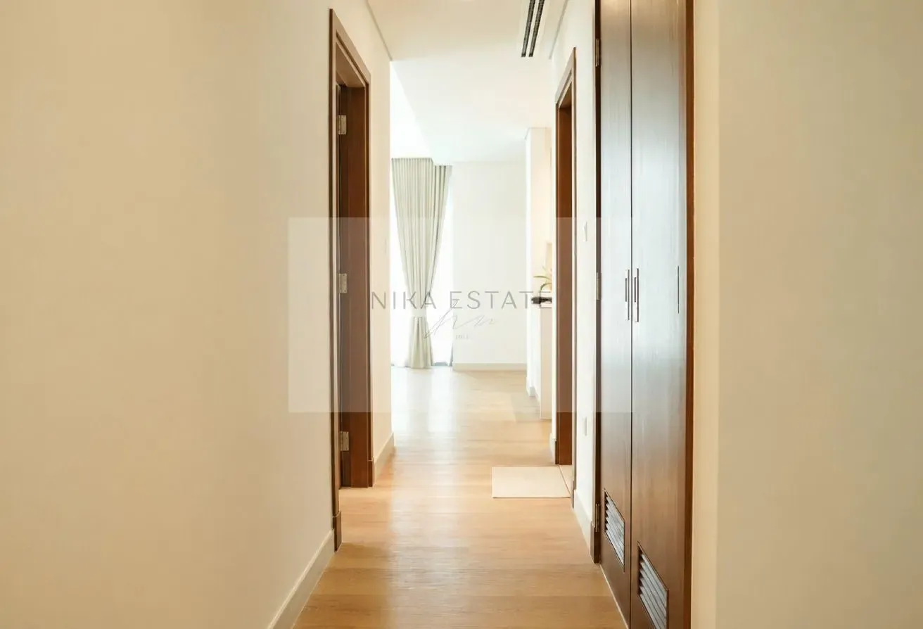 Luxury 2-BR | Canal Front Living | Prime Location