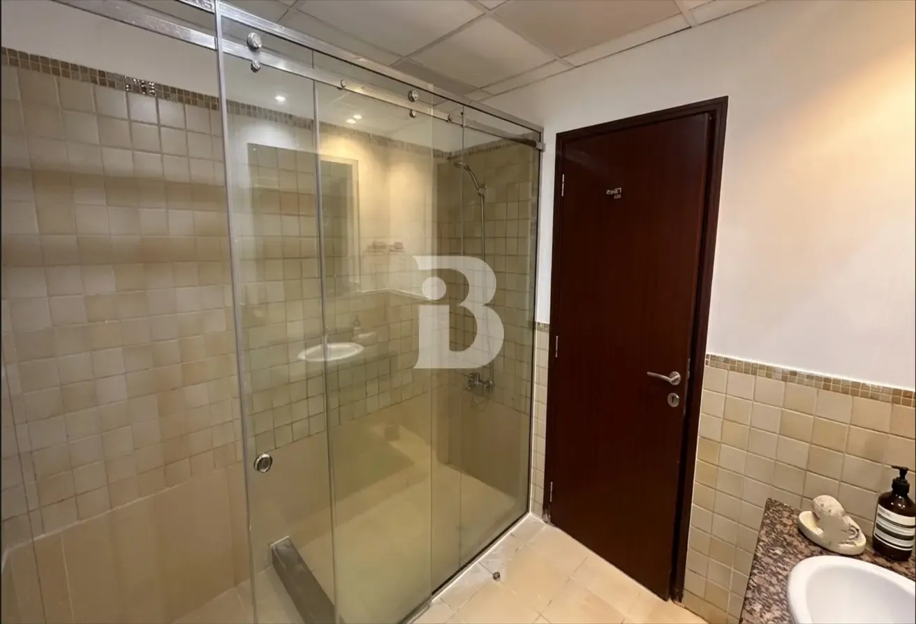 VACANT | PREMIUM | 3 BED + MAIDS