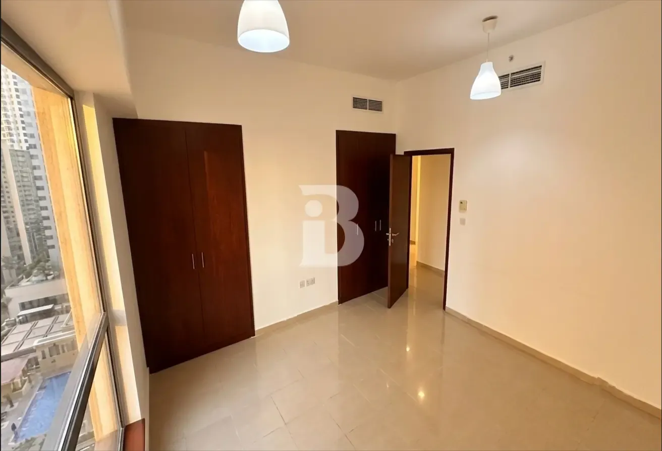 VACANT | PREMIUM | 3 BED + MAIDS