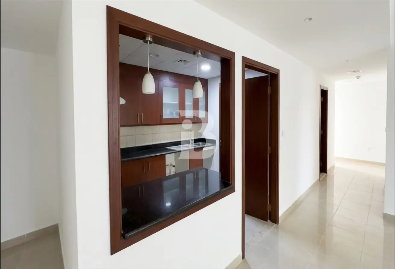 VACANT | PREMIUM | 3 BED + MAIDS