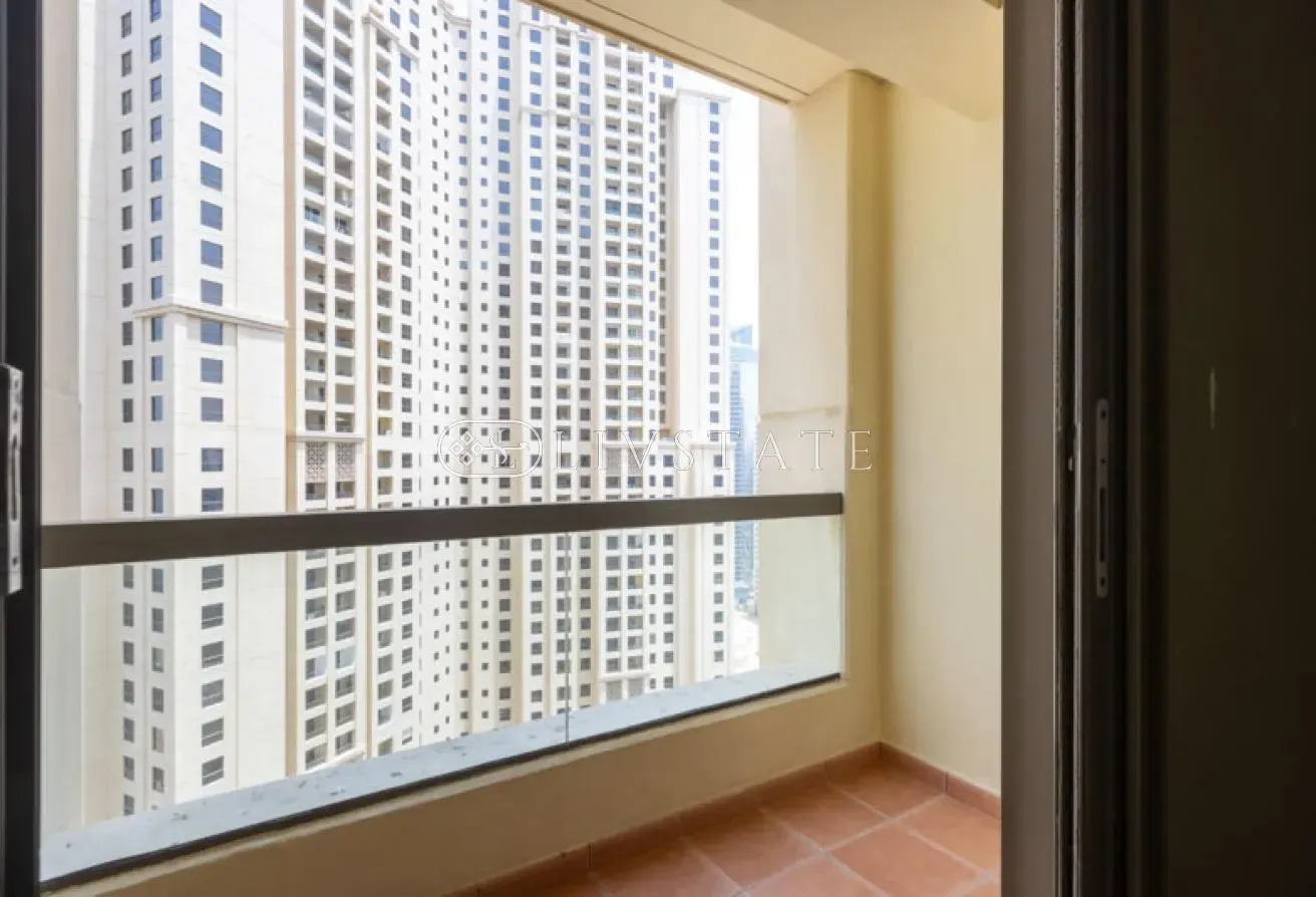 Prime Location | High Floor | Well Maintained