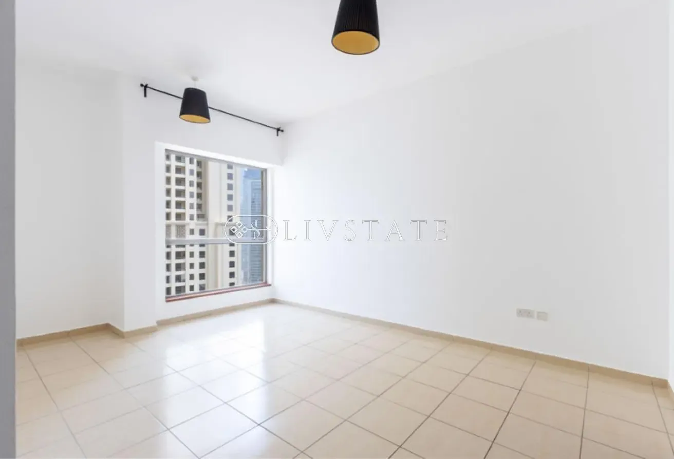 Prime Location | High Floor | Well Maintained