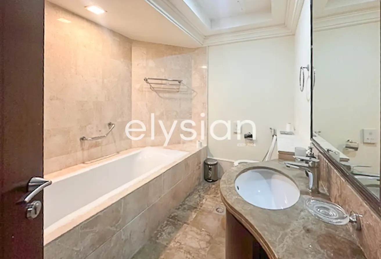 Vacant | Private Beach Access | Low Floor