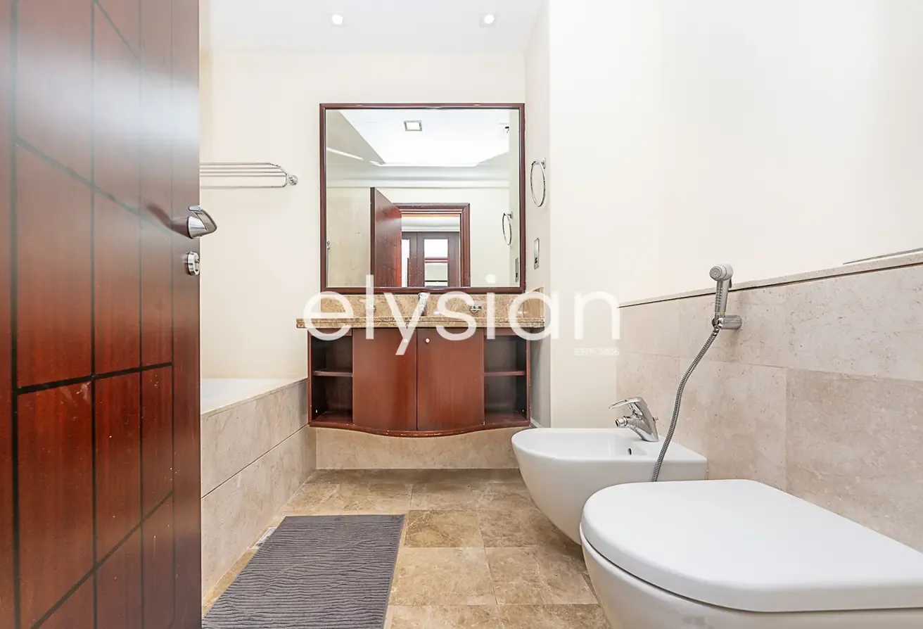 Vacant | Private Beach Access | Low Floor